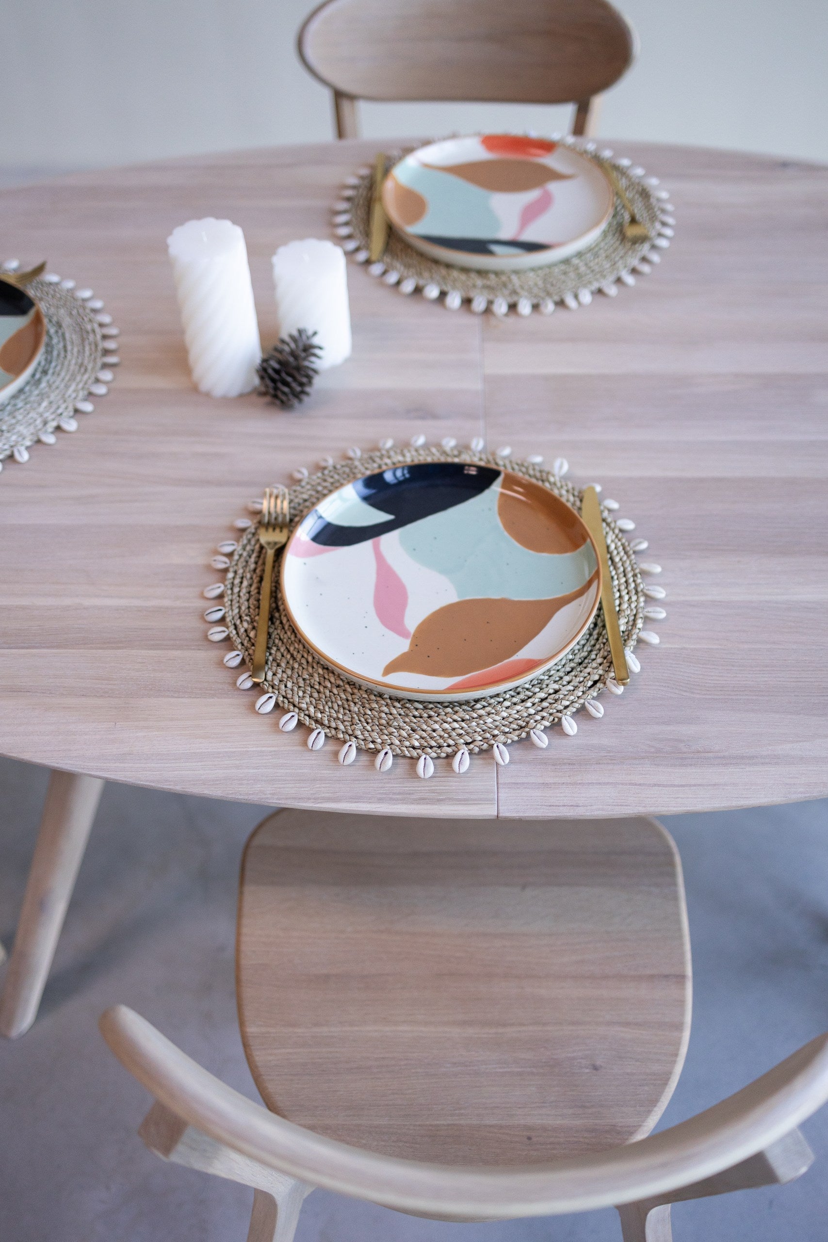 Table extensible ovale en bois massif de chêne Carmen